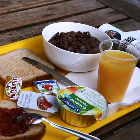 沙勒罗瓦典雅生态酒店 酒店